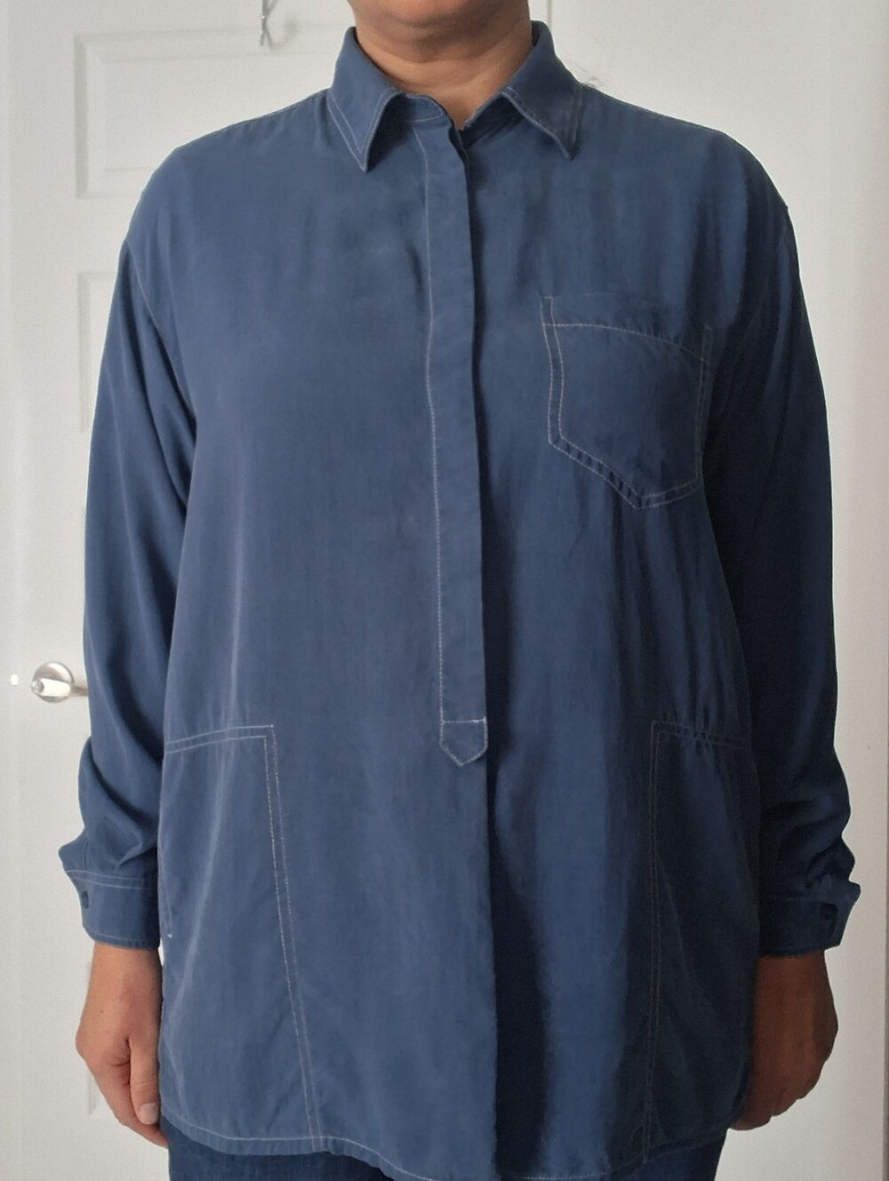 100% Silk Blue Shirt Shacket Vintage Bianca Nygard GUC Size 10 LARGE